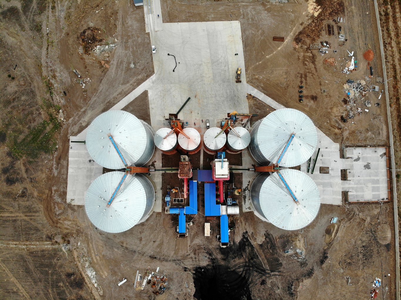 Grain silo storage group for corn, wheat and soybean rotation